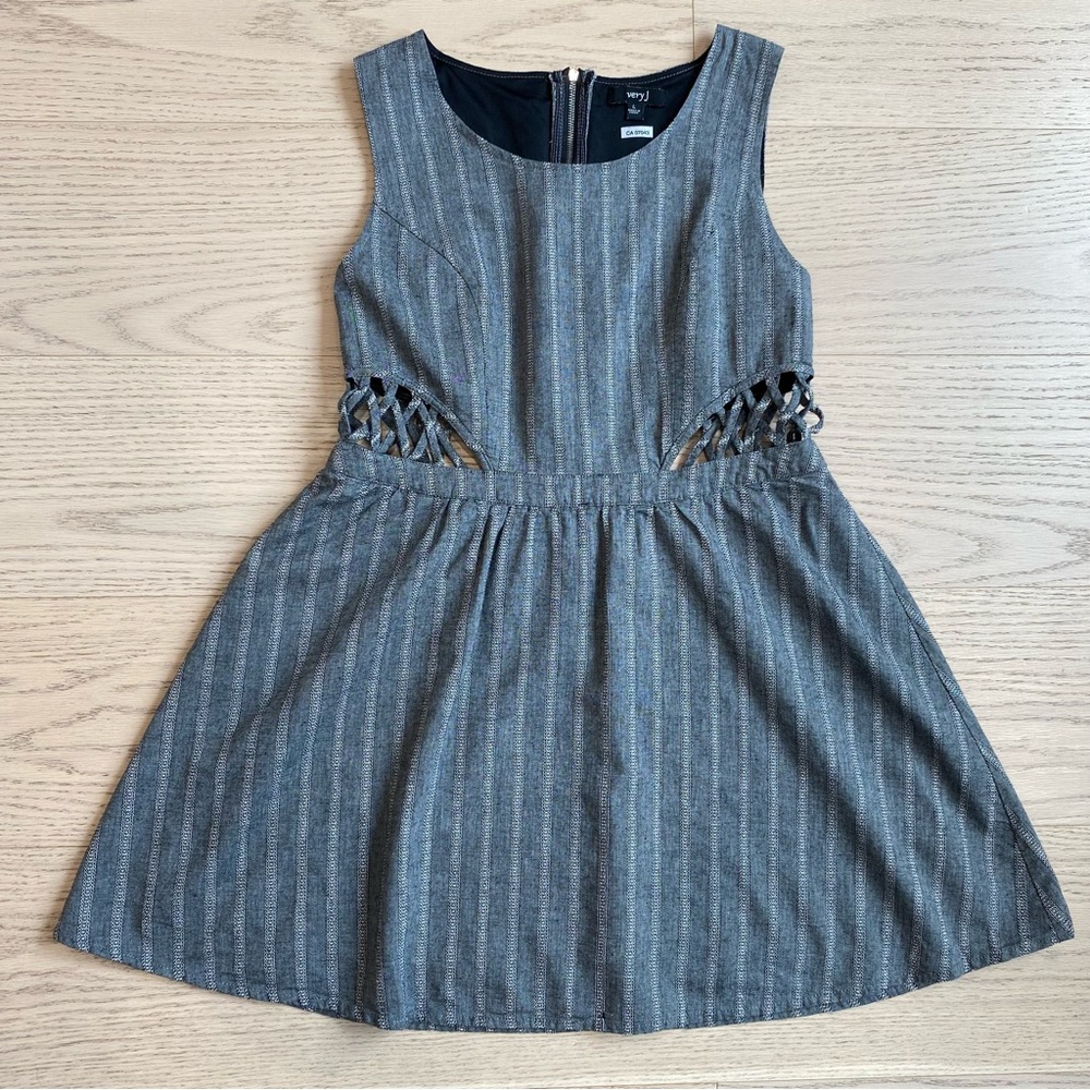 Very J. Grey Striped Dress, 100% Cotton, Mini, Cutouts, Women's US L